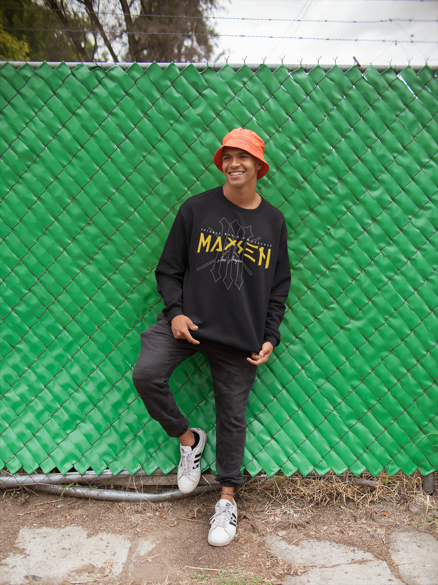 May Maysen Yellow Logo Iconic Unisex Crewneck-Sweatshirt