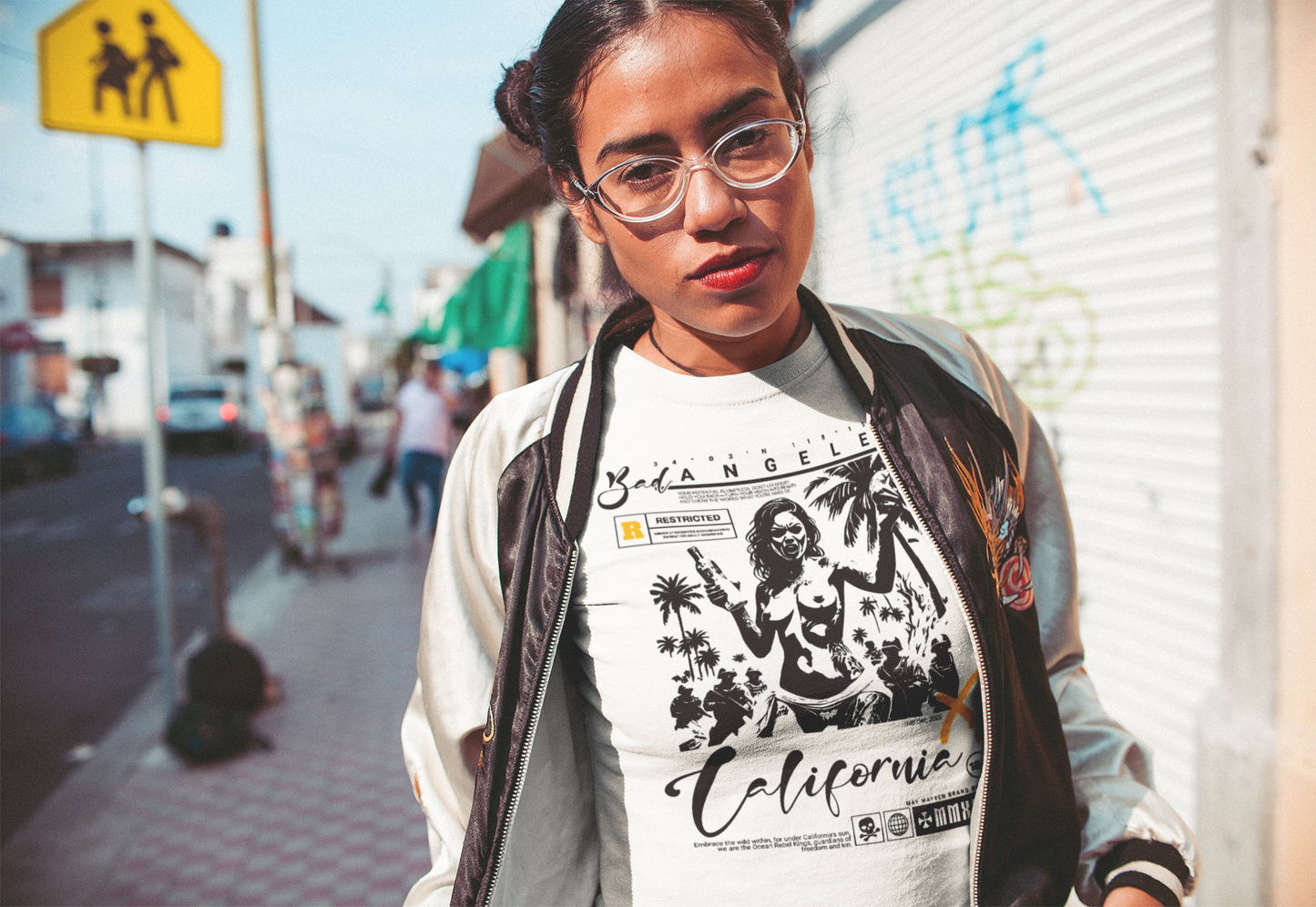 Bad Angeles Unisex Mid-Light-T-Shirt